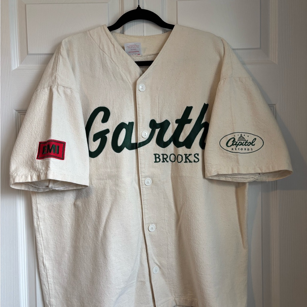 Rare Vintage - Garth Brooks Jersey - Emi & Capitol Records - Size Xl